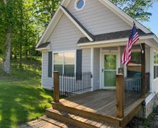 United States Tennessee Counce vacation rental compare prices direct by owner 27487096