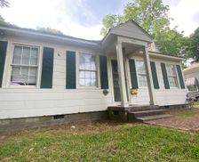 United States Mississippi Greenwood vacation rental compare prices direct by owner 33328213