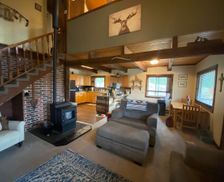 United States Idaho Garden Valley vacation rental compare prices direct by owner 27235169