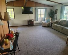 United States Michigan St. Ignace vacation rental compare prices direct by owner 27524674