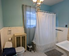 United States Pennsylvania Sunbury vacation rental compare prices direct by owner 27910374