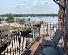 United States Iowa Muscatine vacation rental compare prices direct by owner 27814855