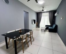 Malaysia Johor Johor Bahru vacation rental compare prices direct by owner 28029027