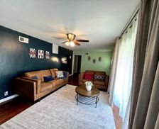 United States Indiana Kokomo vacation rental compare prices direct by owner 27640569