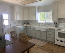 United States California Oakley vacation rental compare prices direct by owner 28182492