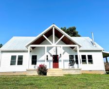 United States Tennessee Watertown vacation rental compare prices direct by owner 28012912