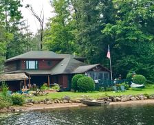 United States New York Tupper Lake vacation rental compare prices direct by owner 28622923