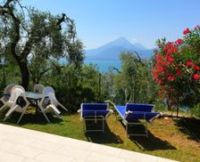 Italy Veneto Brenzone sul Garda vacation rental compare prices direct by owner 6750898