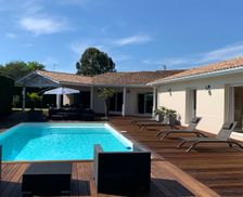 France Nouvelle-Aquitaine Cestas vacation rental compare prices direct by owner 27479684