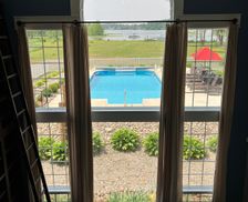 United States Michigan Coldwater vacation rental compare prices direct by owner 28874415