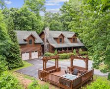 United States North Carolina Waynesville vacation rental compare prices direct by owner 27351247
