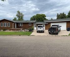 United States North Dakota Minnewaukan vacation rental compare prices direct by owner 32437229