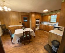 United States Arkansas Batesville vacation rental compare prices direct by owner 27996577