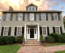 United States Virginia Warrenton vacation rental compare prices direct by owner 28560025