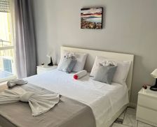 Italy Campania Napoli vacation rental compare prices direct by owner 28451817