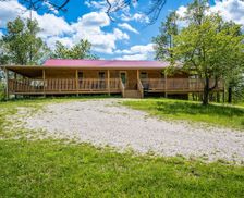 United States Kentucky Stanton vacation rental compare prices direct by owner 27572988
