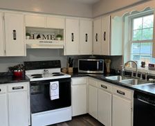 United States Maine Auburn vacation rental compare prices direct by owner 28250693