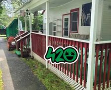 United States New York Fallsburg vacation rental compare prices direct by owner 29022292