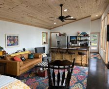 United States Arkansas Chester vacation rental compare prices direct by owner 29131040