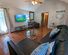 United States Kansas Overland Park vacation rental compare prices direct by owner 33226903