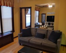 United States New York Utica vacation rental compare prices direct by owner 27632241