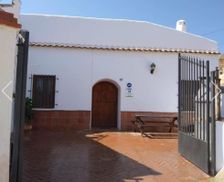 Spain Andalucía Guadix vacation rental compare prices direct by owner 29395388