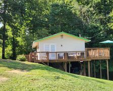 United States North Carolina Swannanoa vacation rental compare prices direct by owner 27620516