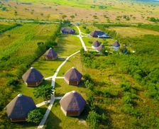 Uganda Western Region Kasese vacation rental compare prices direct by owner 29157792