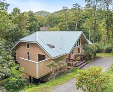 United States North Carolina Seven Devils vacation rental compare prices direct by owner 28540305