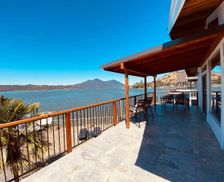 United States California Clearlake vacation rental compare prices direct by owner 29476671