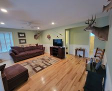 United States Michigan St. Ignace vacation rental compare prices direct by owner 28077858