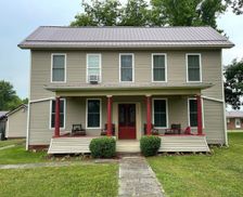 United States Ohio Glouster vacation rental compare prices direct by owner 27624208