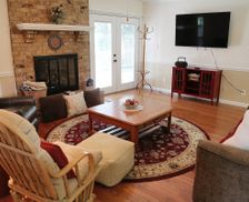 United States Tennessee Culleoka vacation rental compare prices direct by owner 28467746