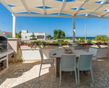 Italy Torre San Giovanni Ugento vacation rental compare prices direct by owner 10964599