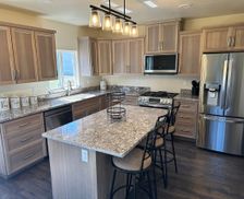 United States Oregon Medford vacation rental compare prices direct by owner 27801590