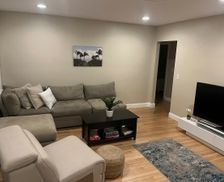 United States Rhode Island Middletown vacation rental compare prices direct by owner 27710900