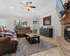 United States Texas Dickinson vacation rental compare prices direct by owner 28301938