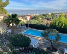 France Provence-Alpes-Côte d'Azur Martigues vacation rental compare prices direct by owner 28273867