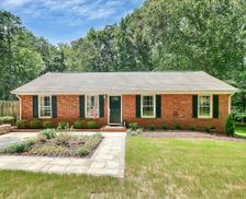 United States North Carolina Waxhaw vacation rental compare prices direct by owner 27964400