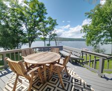 United States New York Honeoye vacation rental compare prices direct by owner 28216601