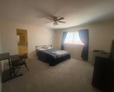 United States Texas Lancaster vacation rental compare prices direct by owner 28764258