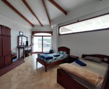 Ecuador Islas Galápagos Puerto Ayora vacation rental compare prices direct by owner 27572149