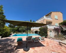 France Provence-Alpes-Côte d'Azur La Cadière-d'Azur vacation rental compare prices direct by owner 27799195