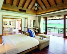 Maldives Thiladhunmathee Uthuruburi Island Hideaway at Dhonakulhi vacation rental compare prices direct by owner 32957742