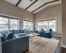 United States Texas Fredericksburg vacation rental compare prices direct by owner 27149874