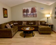 United States Michigan Escanaba vacation rental compare prices direct by owner 27963095