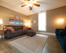 United States Ohio Lancaster vacation rental compare prices direct by owner 28889997