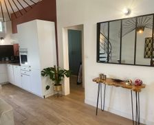 France Provence-Alpes-Côte d'Azur Marseille vacation rental compare prices direct by owner 28247771