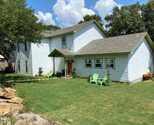 United States Texas Brownwood vacation rental compare prices direct by owner 28894790
