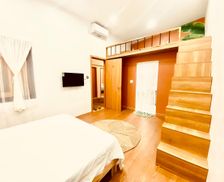 Vietnam Quảng Ninh Thành phố Hạ Long vacation rental compare prices direct by owner 32664349